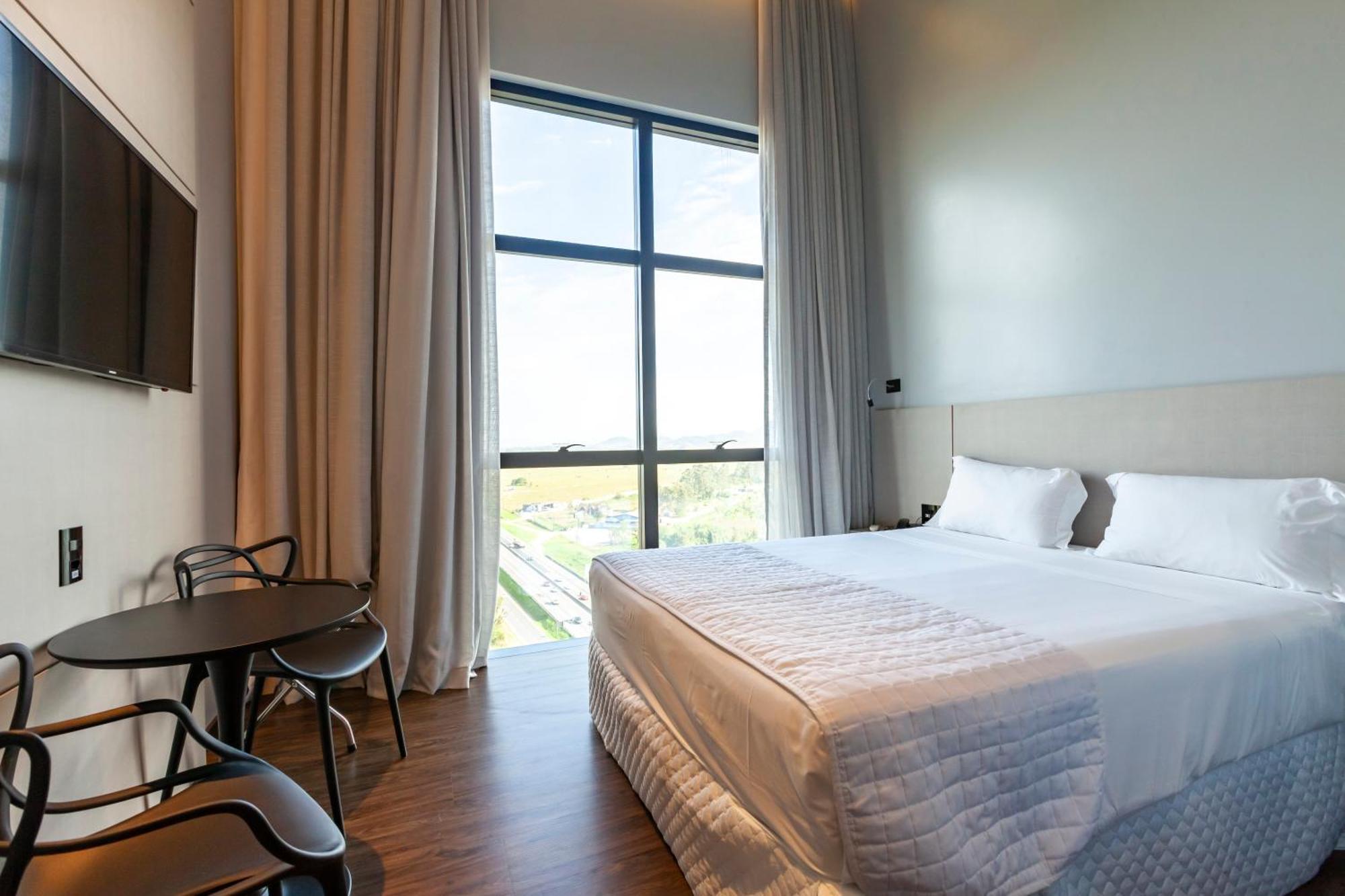 Tri Hotel Premium Itapema Luaran gambar