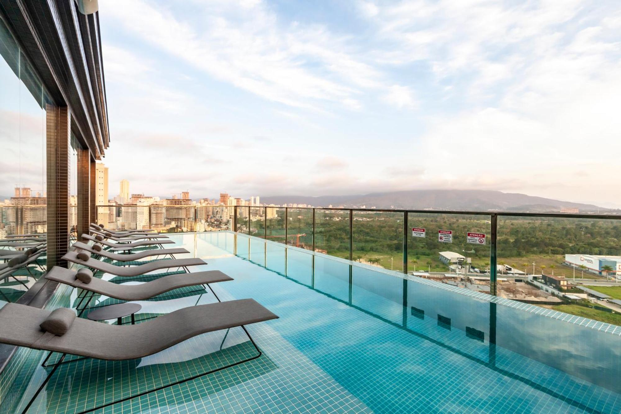 Tri Hotel Premium Itapema Luaran gambar